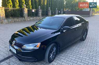 Седан Volkswagen Jetta 2011 в 