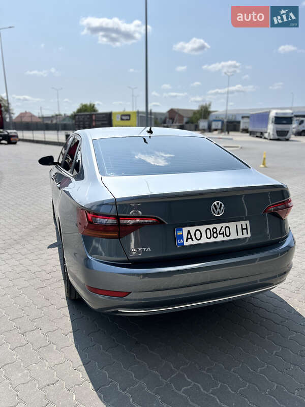 Седан Volkswagen Jetta 2019 в Ужгороді фото 4 Седан Volkswagen Jetta 2019 в Ужгороді