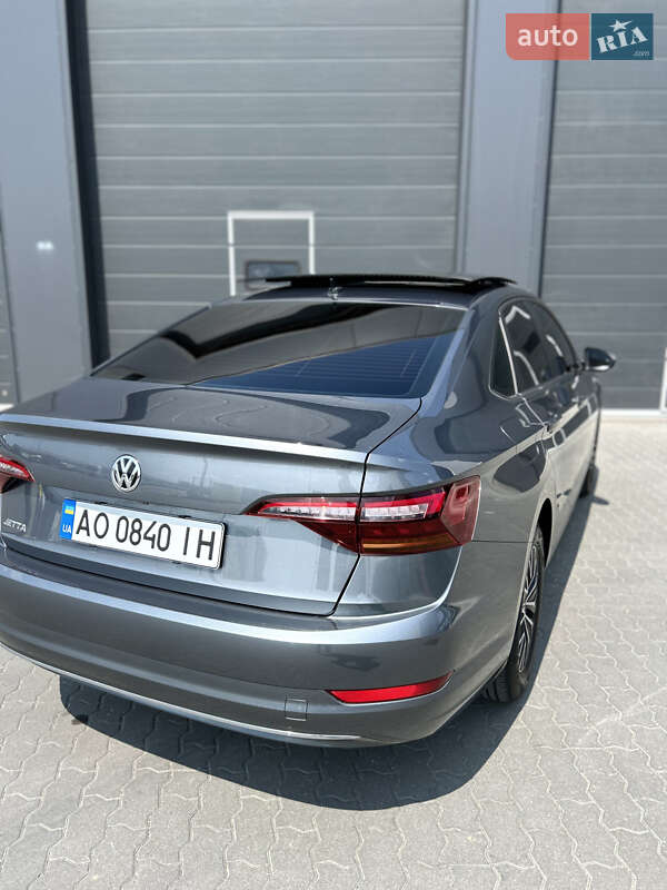 Седан Volkswagen Jetta 2019 в Ужгороді фото 17 Седан Volkswagen Jetta 2019 в Ужгороді