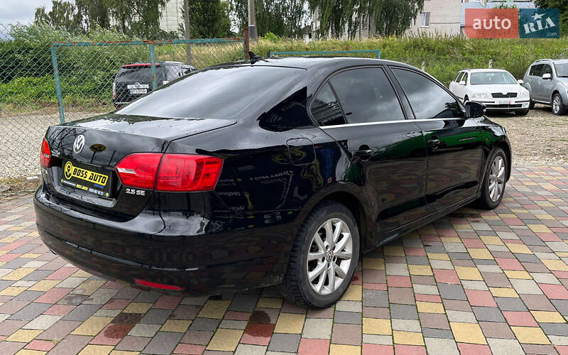 Седан Volkswagen Jetta 2012 в Стрые