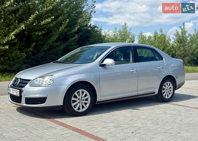 Седан Volkswagen Jetta 2007 в Староконстантинове