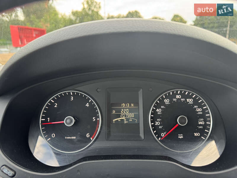 Седан Volkswagen Jetta 2013 в Житомире