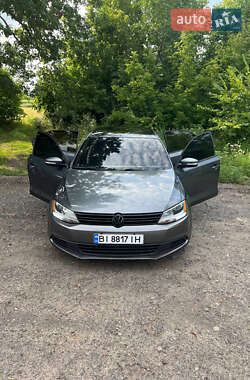 Седан Volkswagen Jetta 2010 в Гадячі