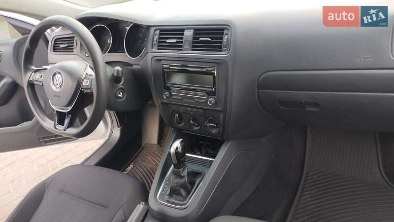Седан Volkswagen Jetta 2014 в Кривому Розі