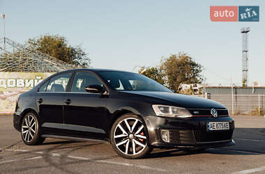 Седан Volkswagen Jetta 2011 в 