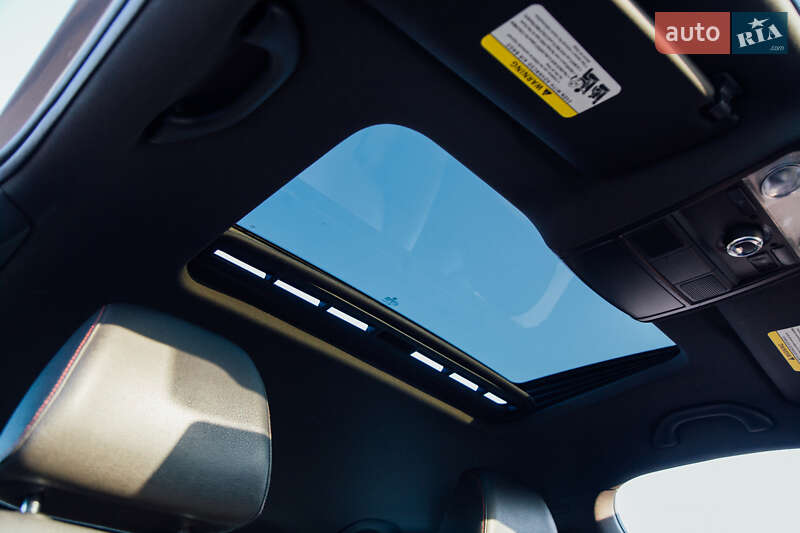 Седан Volkswagen Jetta 2011 в Дніпрі