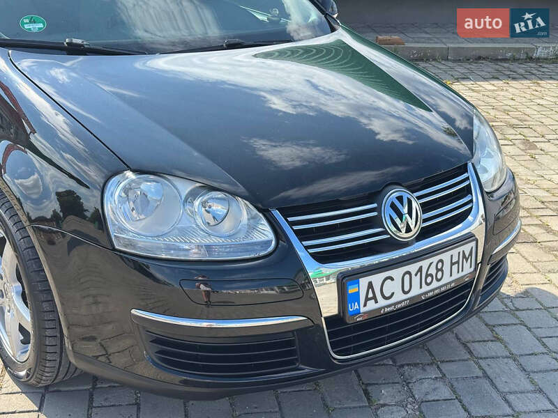 Седан Volkswagen Jetta 2009 в Харкові
