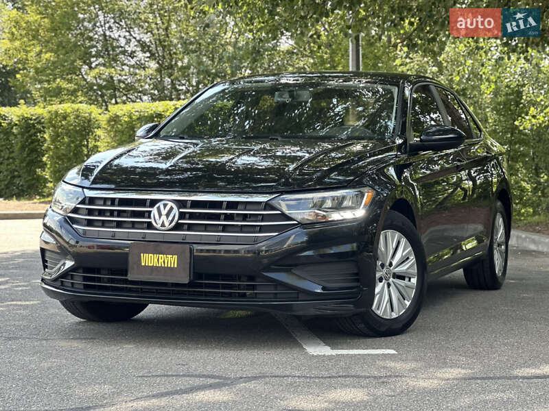 Volkswagen Jetta 2019