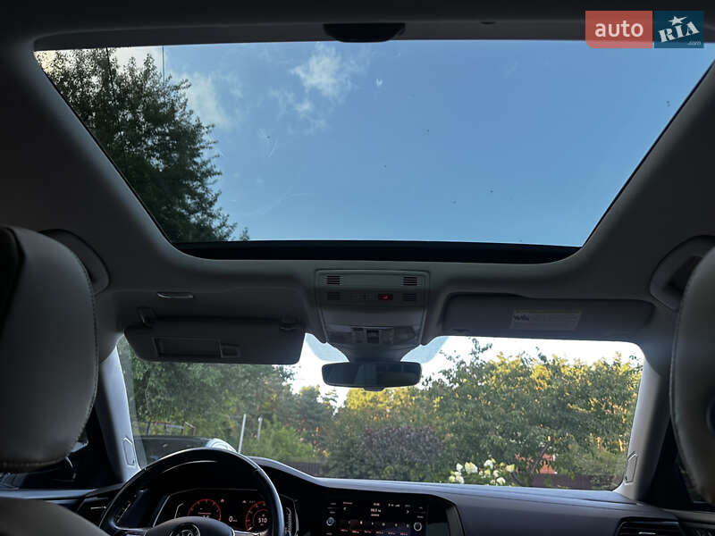 Седан Volkswagen Jetta 2018 в Білогородці