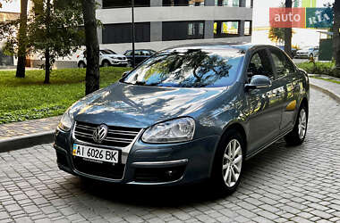 Седан Volkswagen Jetta 2006 в Киеве