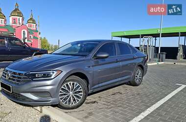 Седан Volkswagen Jetta 2018 в 