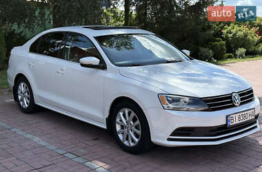 Седан Volkswagen Jetta 2015 в Пирятині