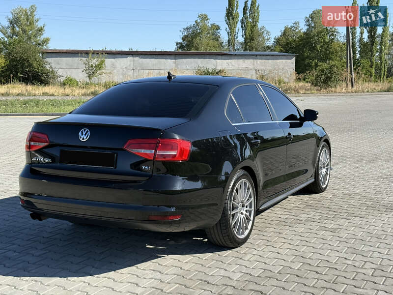 Седан Volkswagen Jetta 2014 в Врадиевке