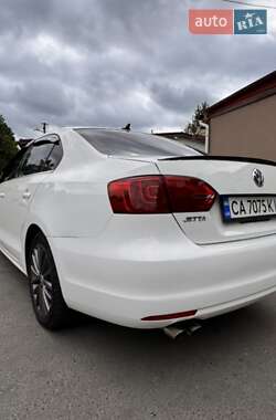 Седан Volkswagen Jetta 2013 в Умани