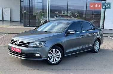 Седан Volkswagen Jetta 2016 в 