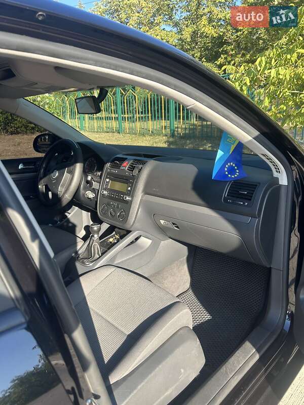 Седан Volkswagen Jetta 2006 в Вознесенську