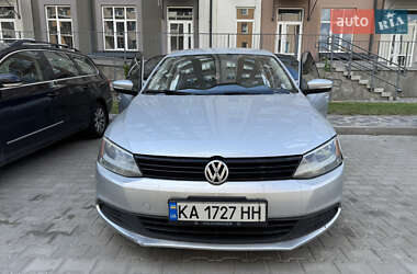 Седан Volkswagen Jetta 2011 в Києві