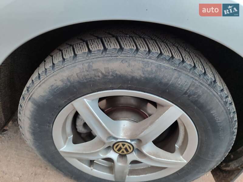 Седан Volkswagen Jetta 2014 в Жашківу