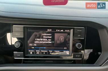 Седан Volkswagen Jetta 2019 в 