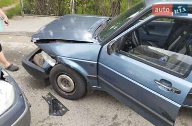 Седан Volkswagen Jetta 1988 в Бродах