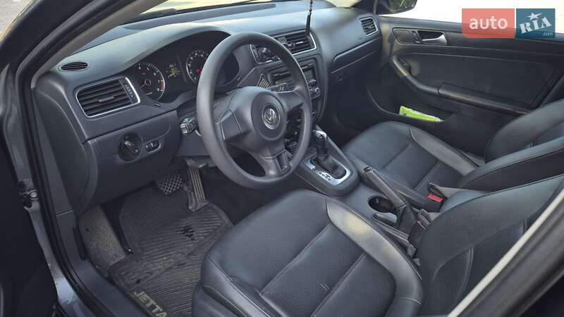 Седан Volkswagen Jetta 2014 в Херсоні
