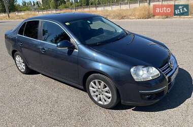 Седан Volkswagen Jetta 2006 в Білгороді-Дністровському