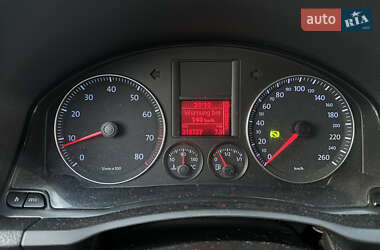 Седан Volkswagen Jetta 2008 в  фото 9 Седан Volkswagen Jetta 2008 в