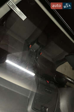 Седан Volkswagen Jetta 2008 в  фото 11 Седан Volkswagen Jetta 2008 в