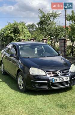 Седан Volkswagen Jetta 2008 в Львові