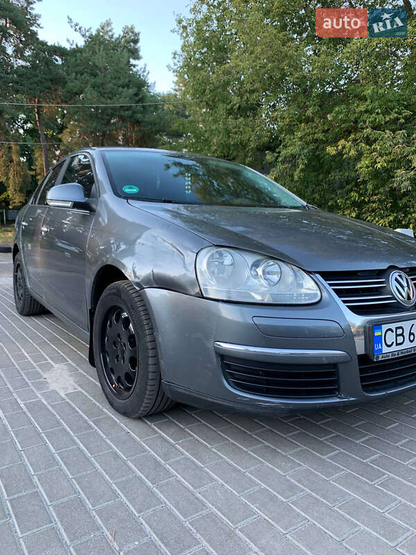 Седан Volkswagen Jetta 2006 в Киеве