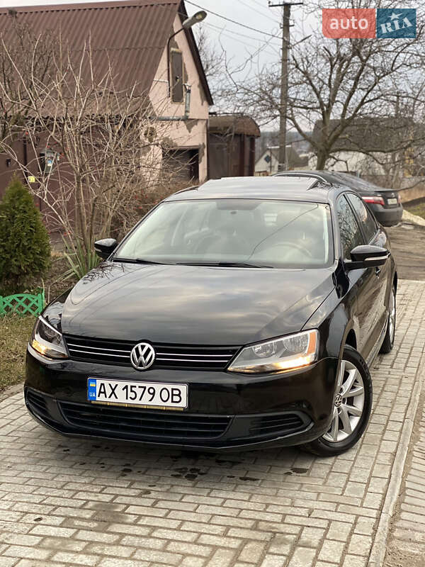 Седан Volkswagen Jetta 2011 в Харькове