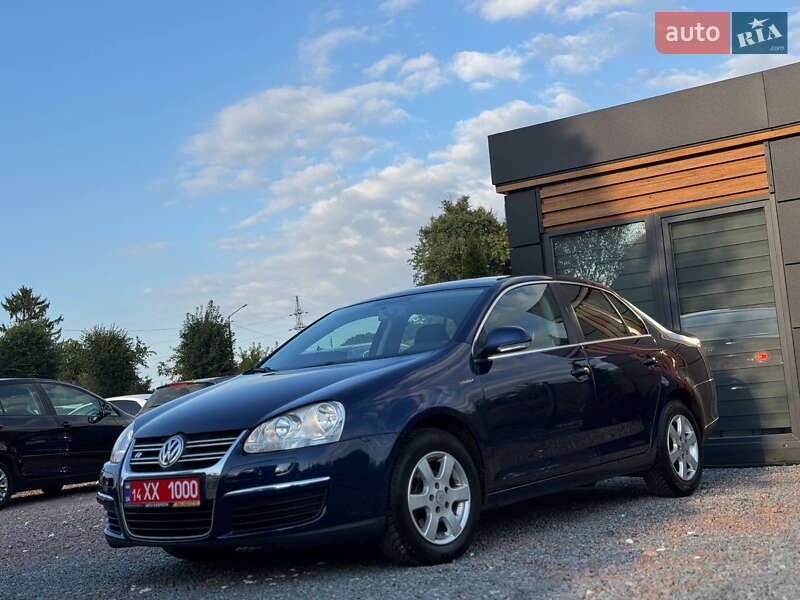 Седан Volkswagen Jetta 2010 в Дрогобыче