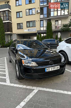 Седан Volkswagen Jetta 2011 в Тернополі