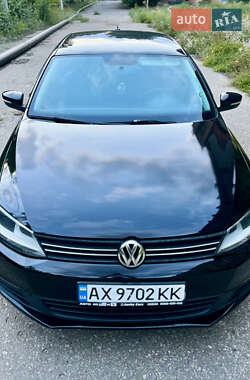 Седан Volkswagen Jetta 2014 в Харькове