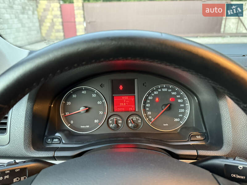 Седан Volkswagen Jetta 2006 в Луцке