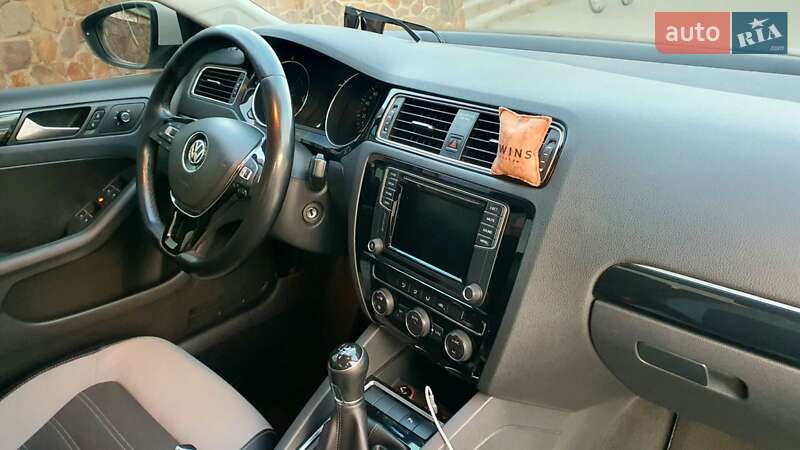 Седан Volkswagen Jetta 2016 в Тетієві фото 11 Седан Volkswagen Jetta 2016 в Тетієві
