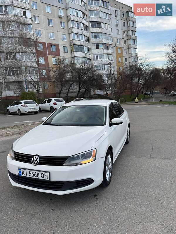 Седан Volkswagen Jetta 2011 в Києві