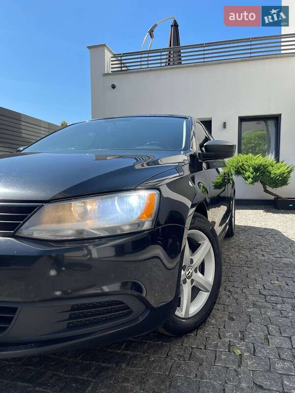 Седан Volkswagen Jetta 2014 в Житомирі фото 10 Седан Volkswagen Jetta 2014 в Житомирі