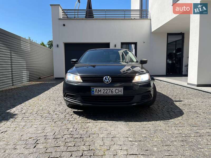 Седан Volkswagen Jetta 2014 в Житомирі фото 17 Седан Volkswagen Jetta 2014 в Житомирі