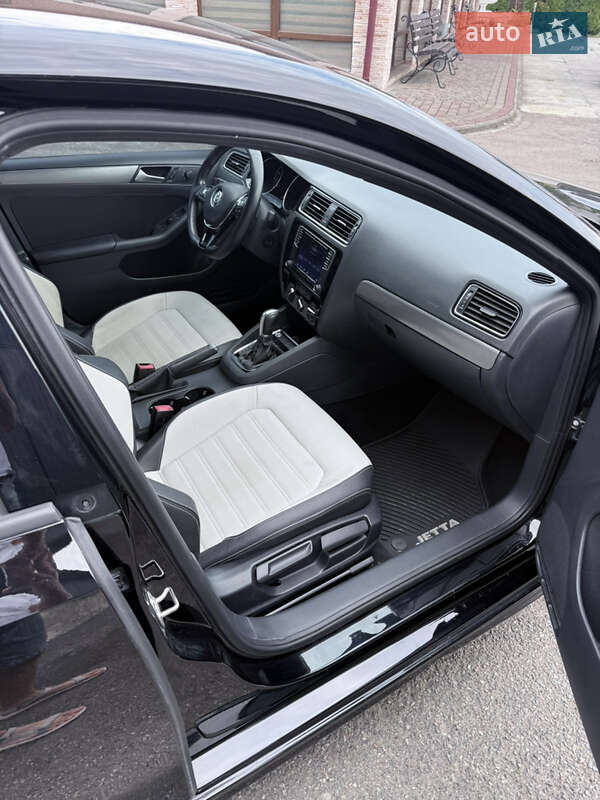 Седан Volkswagen Jetta 2015 в Тячеві фото 9 Седан Volkswagen Jetta 2015 в Тячеві