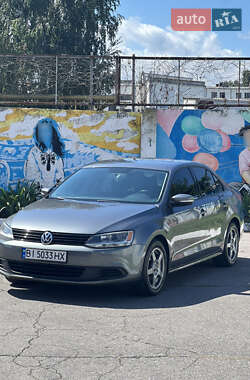 Седан Volkswagen Jetta 2012 в Кременчуге