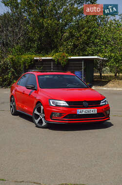 Седан Volkswagen Jetta 2016 в Кривом Роге