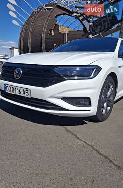 Седан Volkswagen Jetta 2021 в Одесі