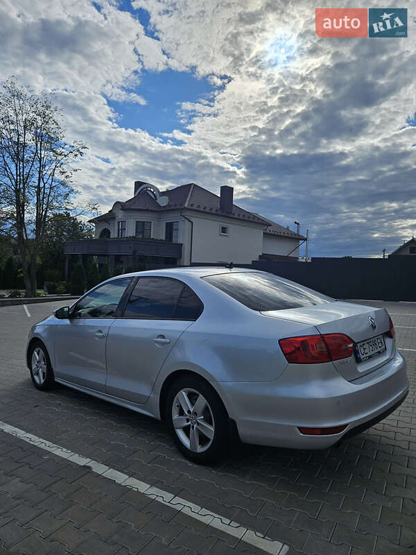 Седан Volkswagen Jetta 2011 в Черновцах фото 11 Седан Volkswagen Jetta 2011 в Черновцах