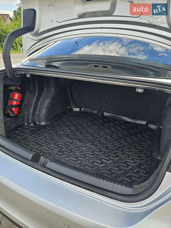 Седан Volkswagen Jetta 2011 в Черновцах фото 20 Седан Volkswagen Jetta 2011 в Черновцах