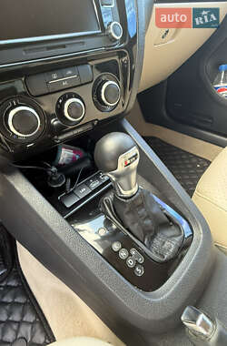 Седан Volkswagen Jetta 2013 в 