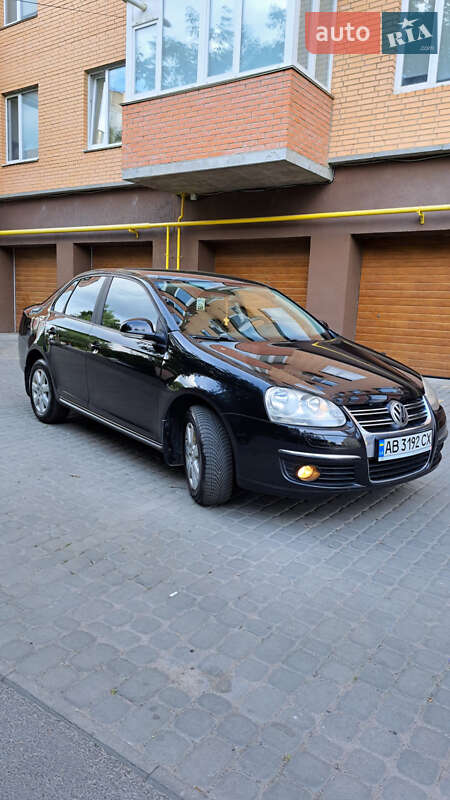 Седан Volkswagen Jetta 2007 в Виннице