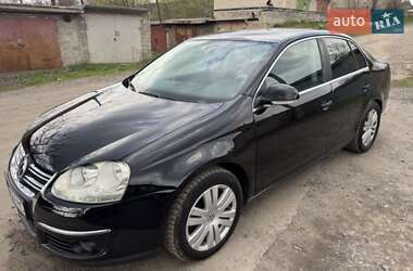 Седан Volkswagen Jetta 2008 в Кривом Роге