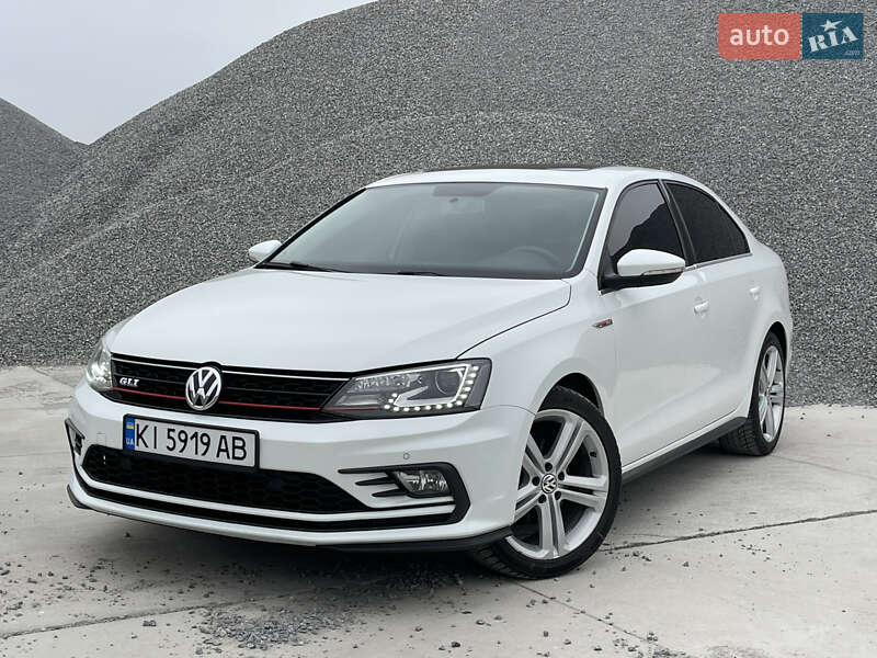 Седан Volkswagen Jetta 2012 в Києві