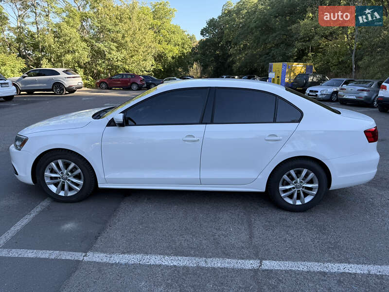 Седан Volkswagen Jetta 2013 в Одессе